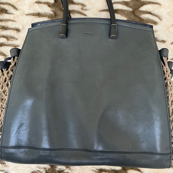 Bally bag Light Marine Fawn Donna Calf Woven used condition check pic for flaws - Picture 15 of 16